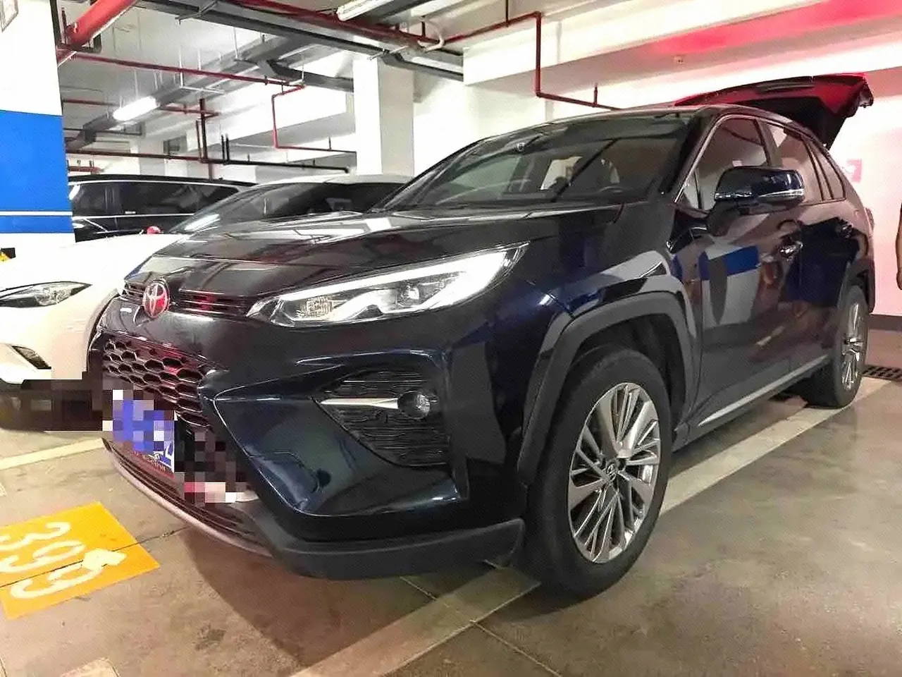 Open image lightbox: Toyota 2020 Willanda 2.0 Stepless Two-Drive Premium Edition Automatic Gear