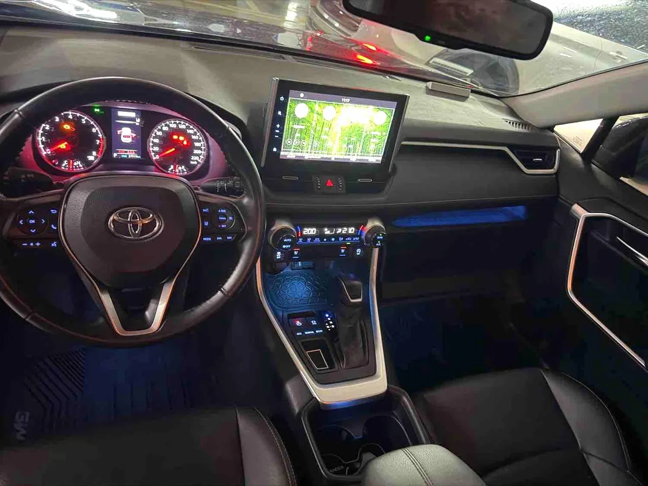Toyota 2020 Willanda 2.0 Stepless Two-Drive Premium Edition Automatic Gear 2