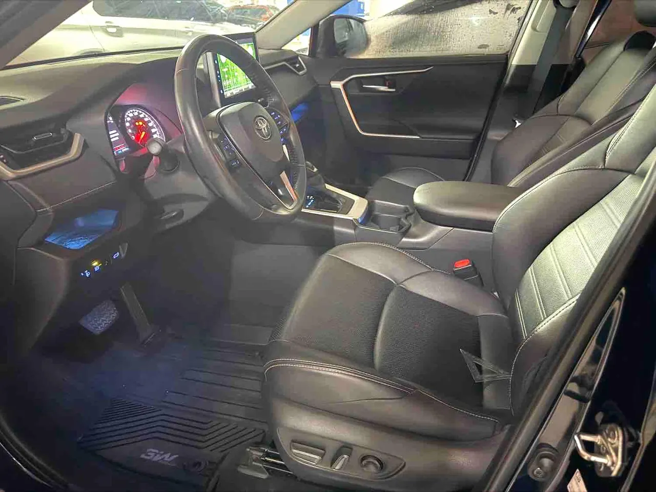 Toyota 2020 Willanda 2.0 Stepless Two-Drive Premium Edition Automatic Gear 4