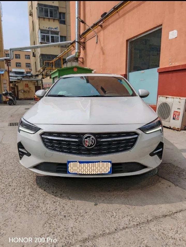 Buick 2020 Regal 1.5T 552T Luxury Automatic Gear 5