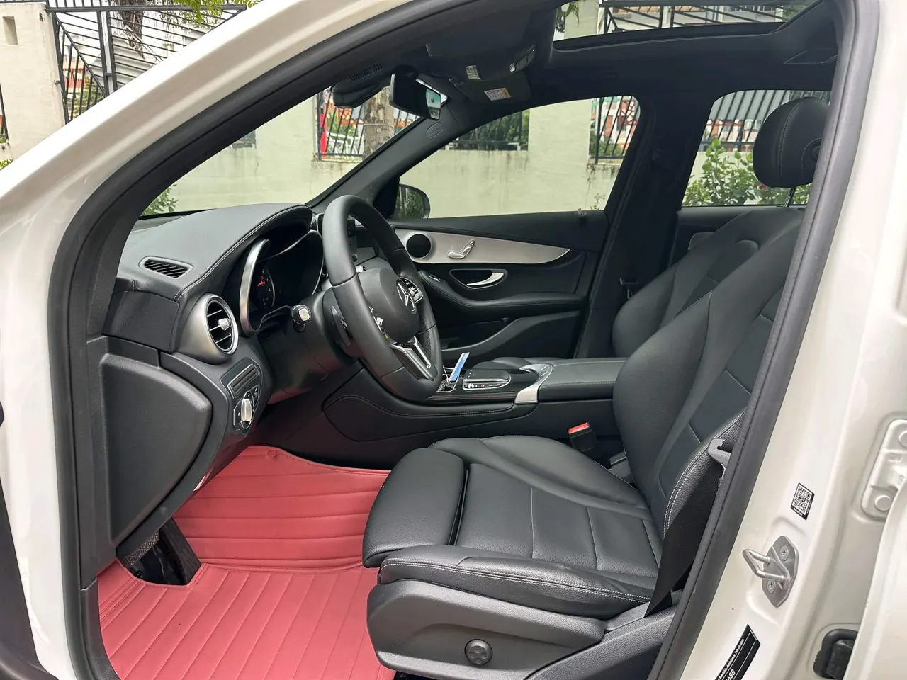 Mercedes Benz 2020 GLC 260 L 4MATIC 2.0T Dynamic Automatic 4