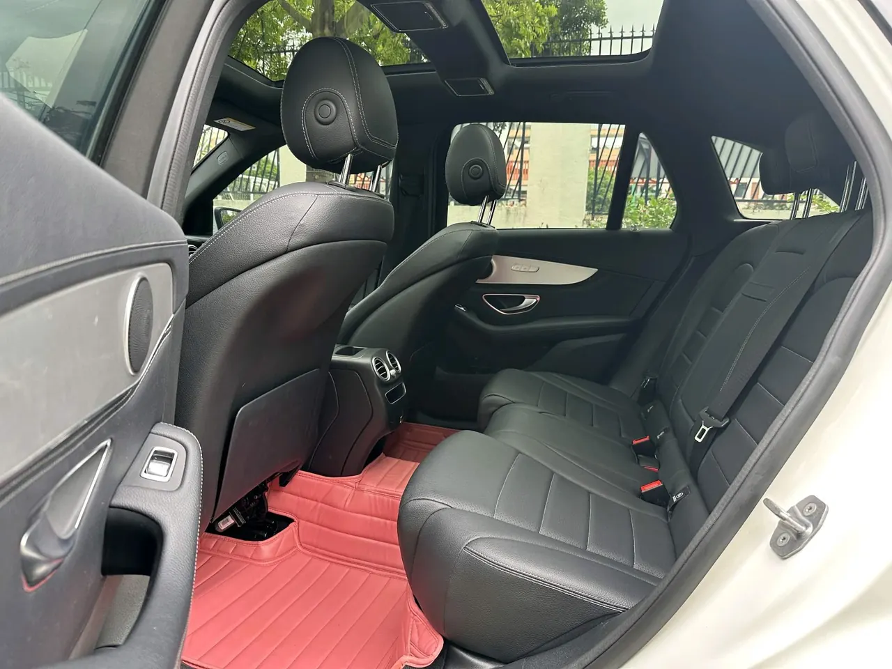 Mercedes Benz 2020 GLC 260 L 4MATIC 2.0T Dynamic Automatic 5
