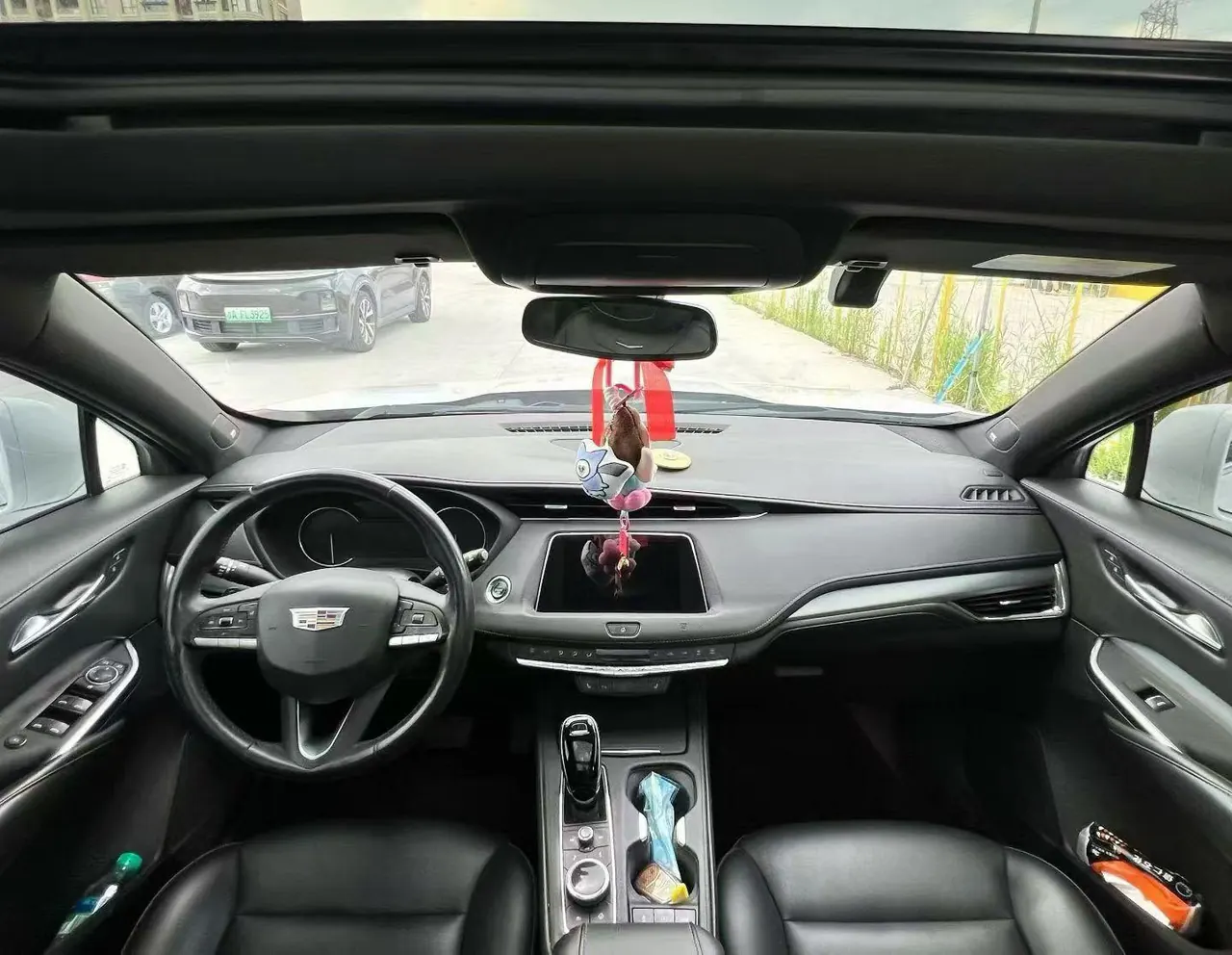 Cadillac 2020 XT4 2.0T 28T Two-Drive Luxury Automatic Gear 2
