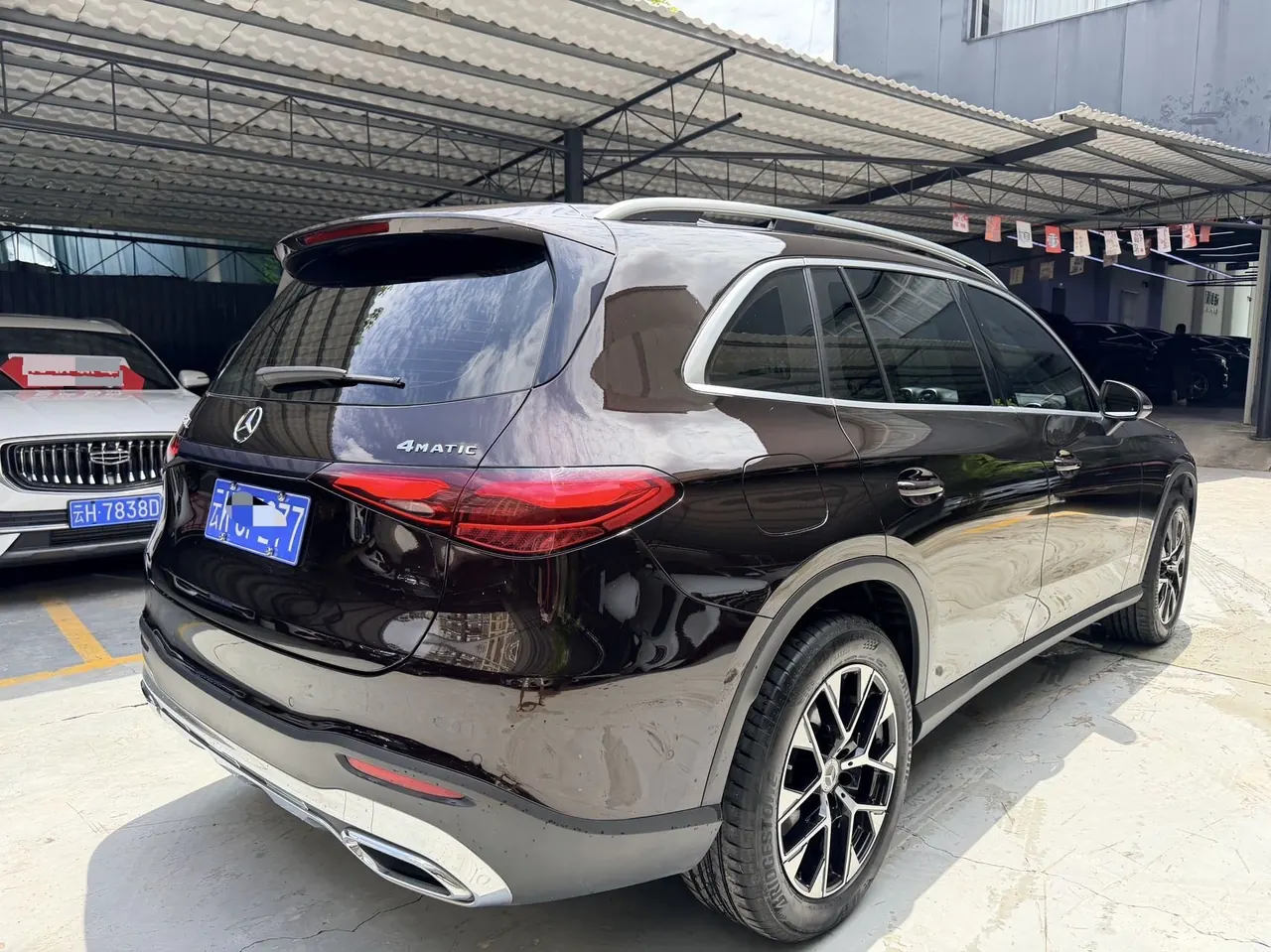 Mercedes Benz 2023 GLC 260 L 4MATIC 48V 2.0T Dynamic 5-seat Automatic Gear 7