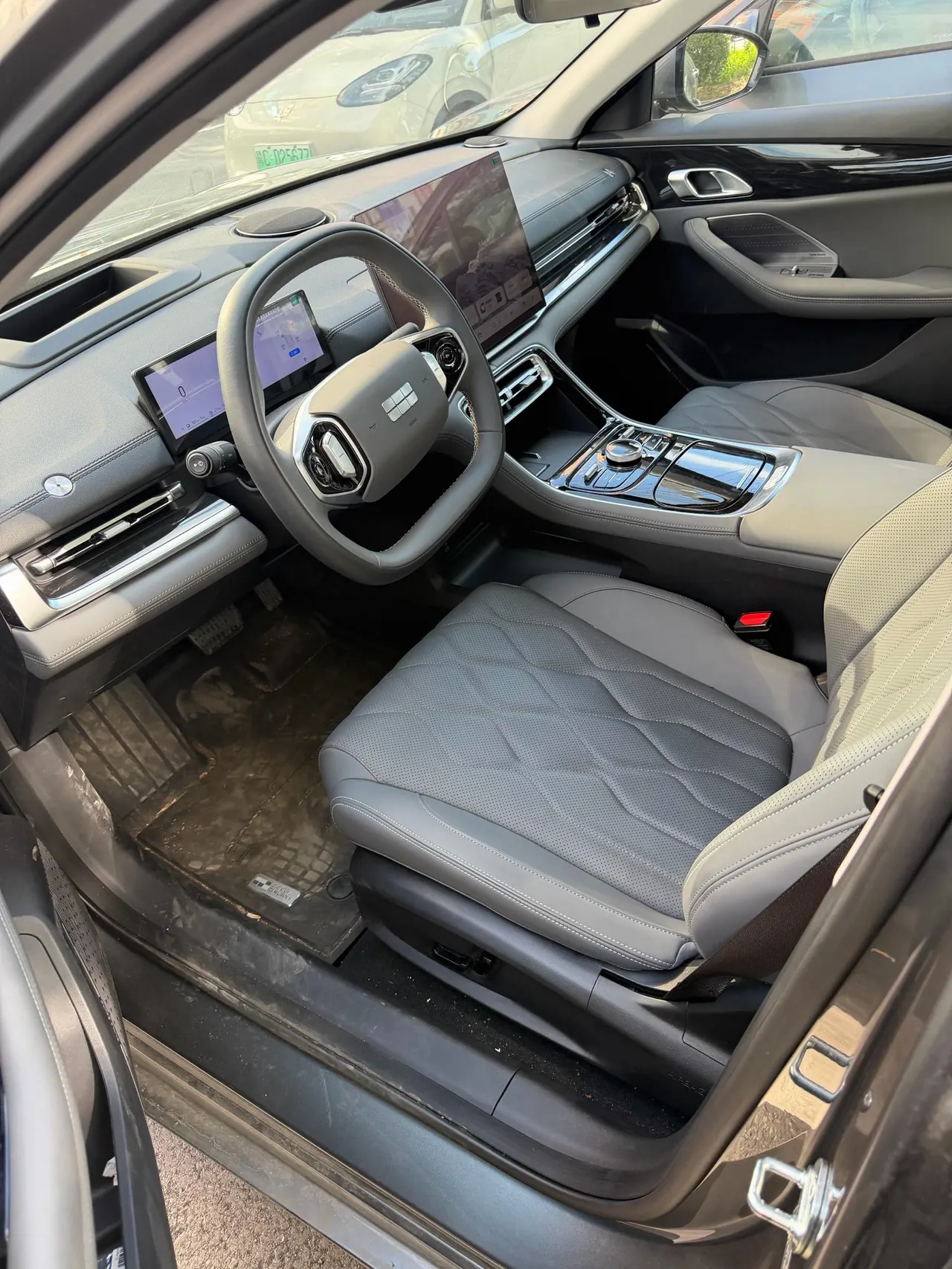 Geely Galaxy 2025 A7 EM-i 1.5 150km Discovery Edition Automatic Gear 3