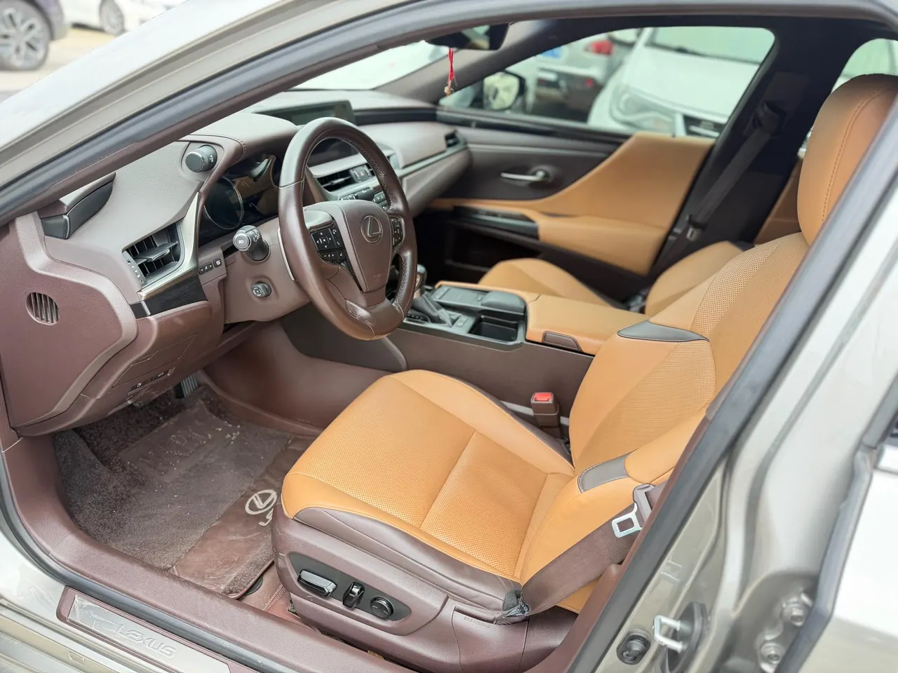 Lexus ES (Imported) 2020 ES200 2.0 Stepless Premium Edition Automatic Gear 2