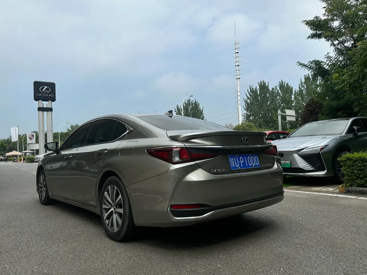 Lexus ES (Imported) 2020 ES300h 2.5 Stepless Excellence Edition Automatic Gear 3