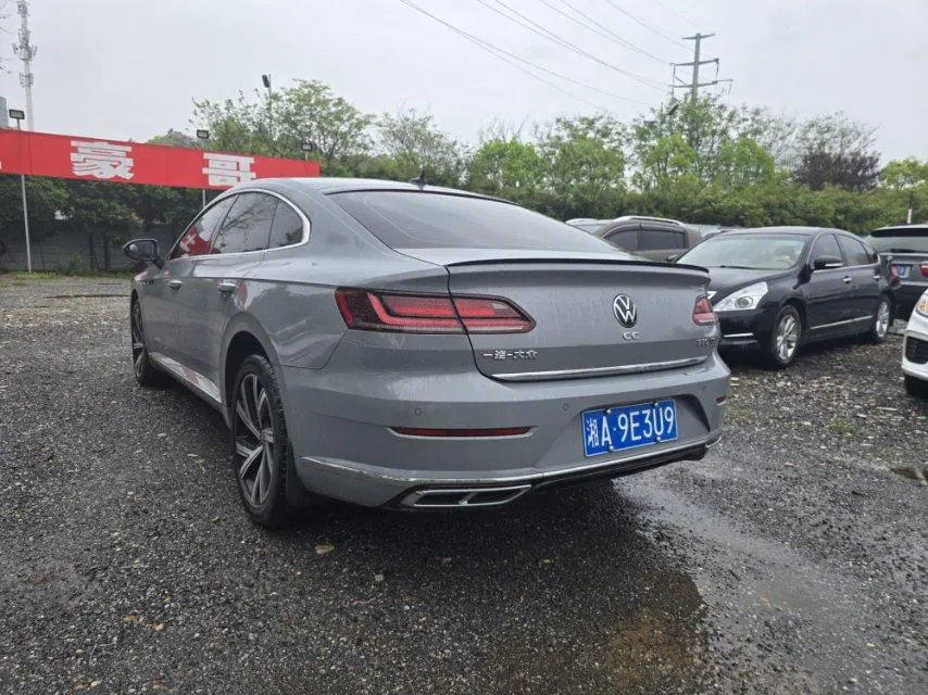 Volkswagen 2023 CC 2.0TSI 330TSI Dazzling Edition Automatic Gear 8