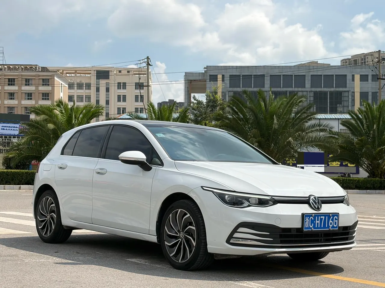 Volkswagen 2023 Golf 8 PRO 1.4TSI 280TSI Automatic 2