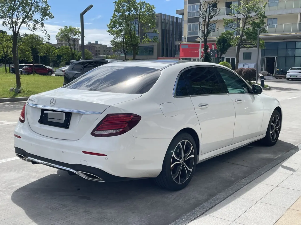 Mercedes Benz E-Class 2020 E 300 L 2.0T Sports Fashion Automatic Gear 8