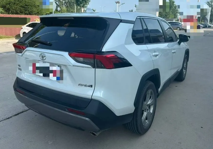 Toyota 2021 RAV4 Rongbo 2.0 Stepless Two-Drive Fashion Edition Automatic Gear 2