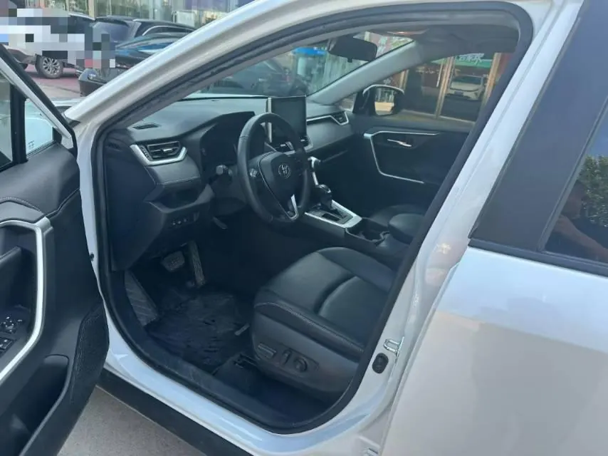 Toyota 2021 RAV4 Rongbo 2.0 Stepless Two-Drive Fashion Edition Automatic Gear 4