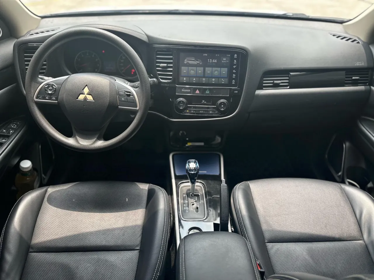 Mitsubishi 2020 Outlander 2.0 Stepless Two-Drive Smooth Edition 5-seat Automatic Gear 6