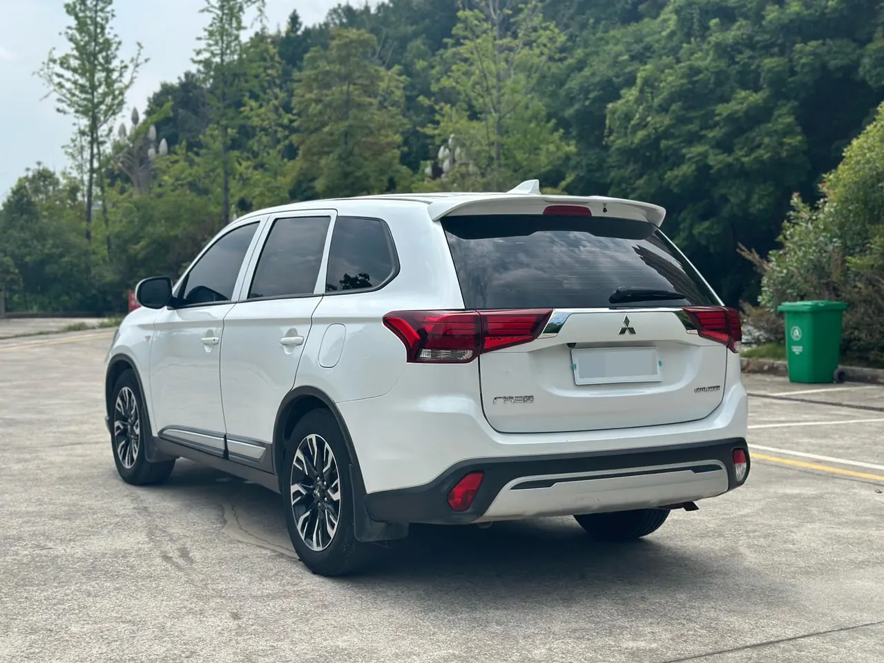 Mitsubishi 2020 Outlander 2.0 Stepless Two-Drive Smooth Edition 5-seat Automatic Gear 9