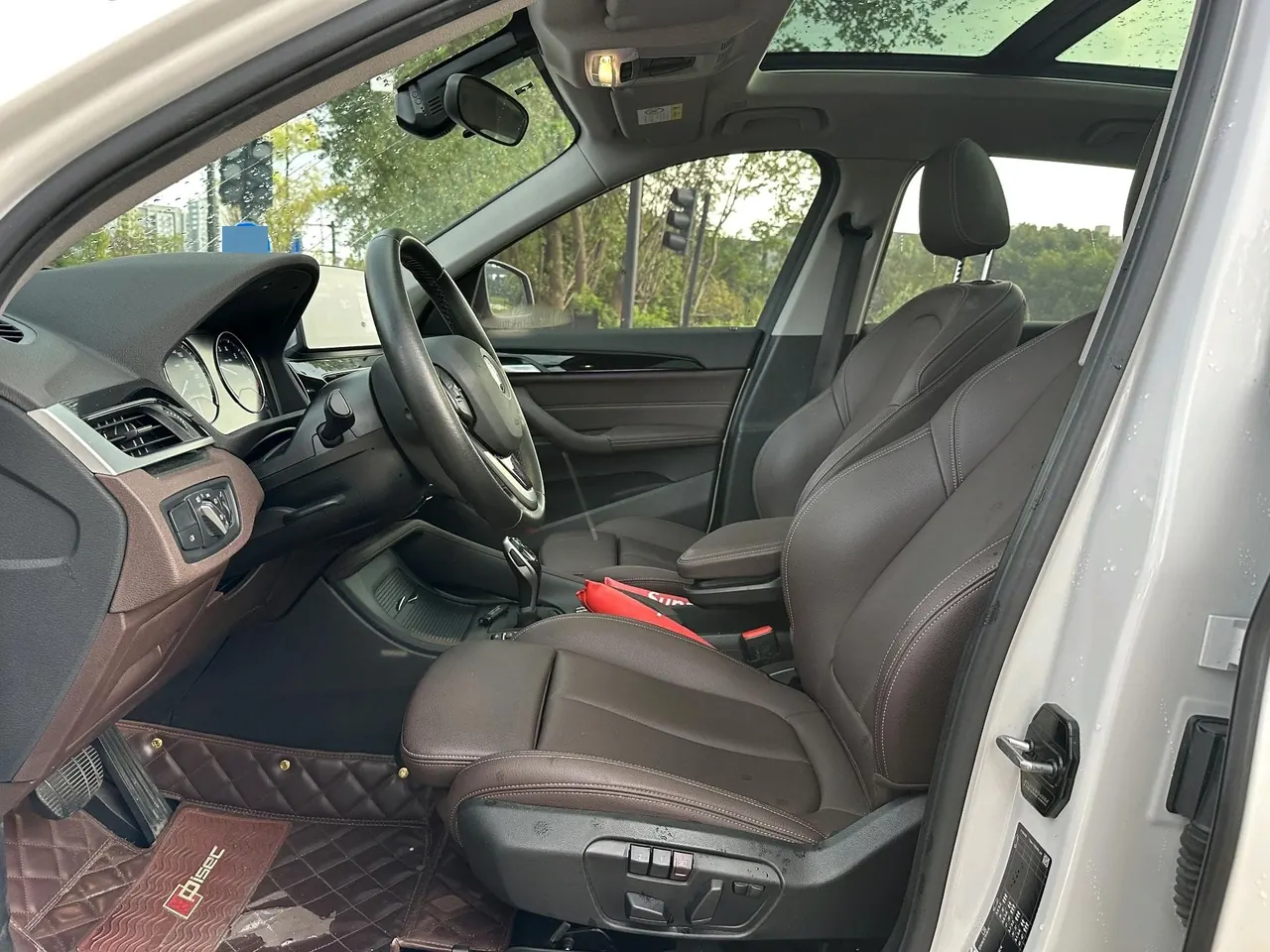 BMW 2020 X1 sDrive25Li 2.0T Leading Automatic Gear 10