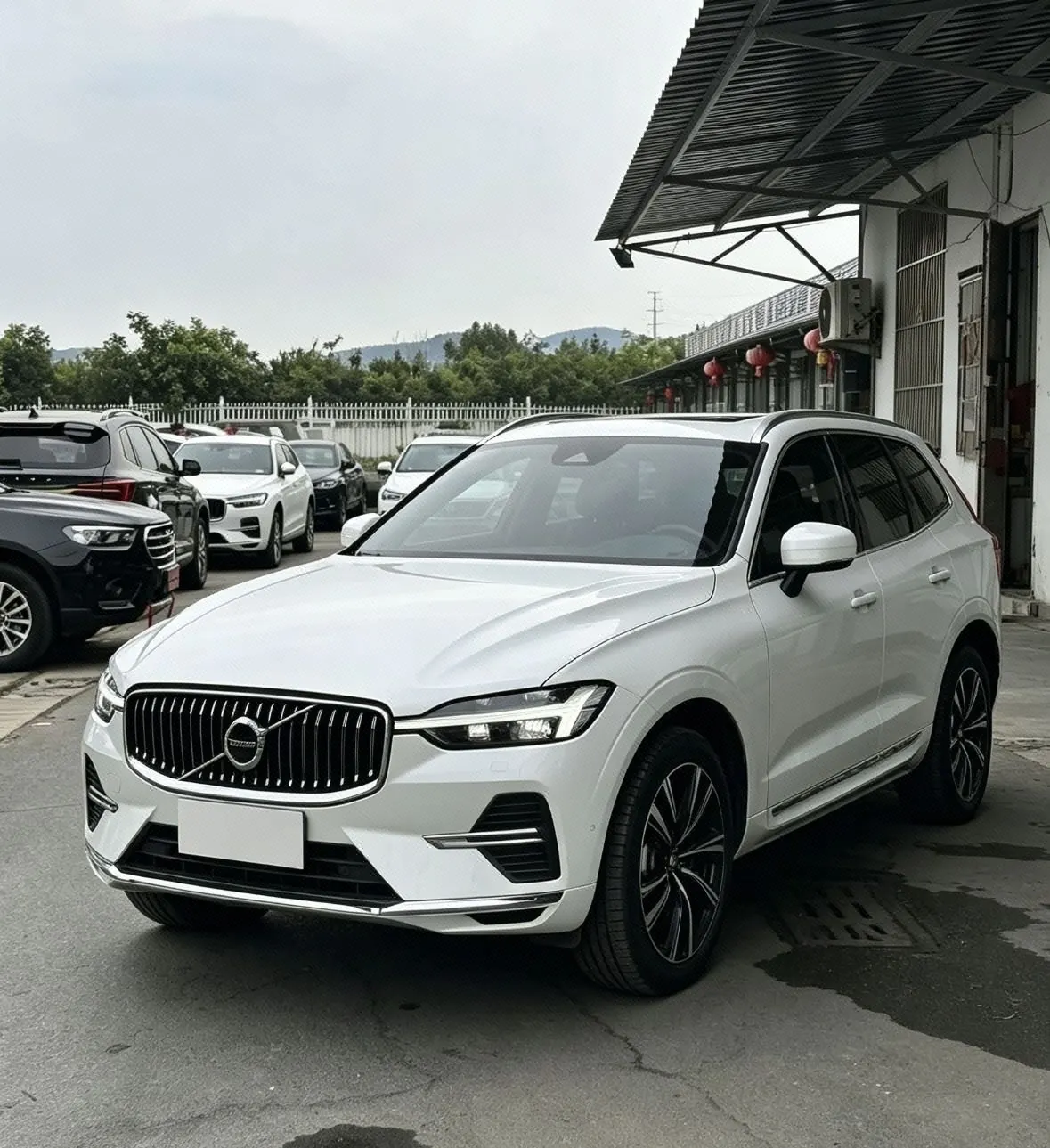 Open image lightbox: Volvo 2022 XC60 48V 2.0T B5 4-wheel-drive Zhiyi Deluxe Edition Automatic Gear