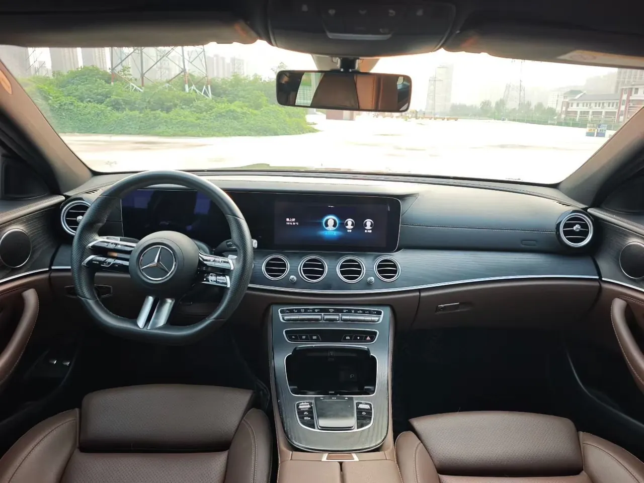 Mercedes Benz E-Class New Energy 2022 E 350 e L 2.0T Sports (Change 2) Automatic Gear 5