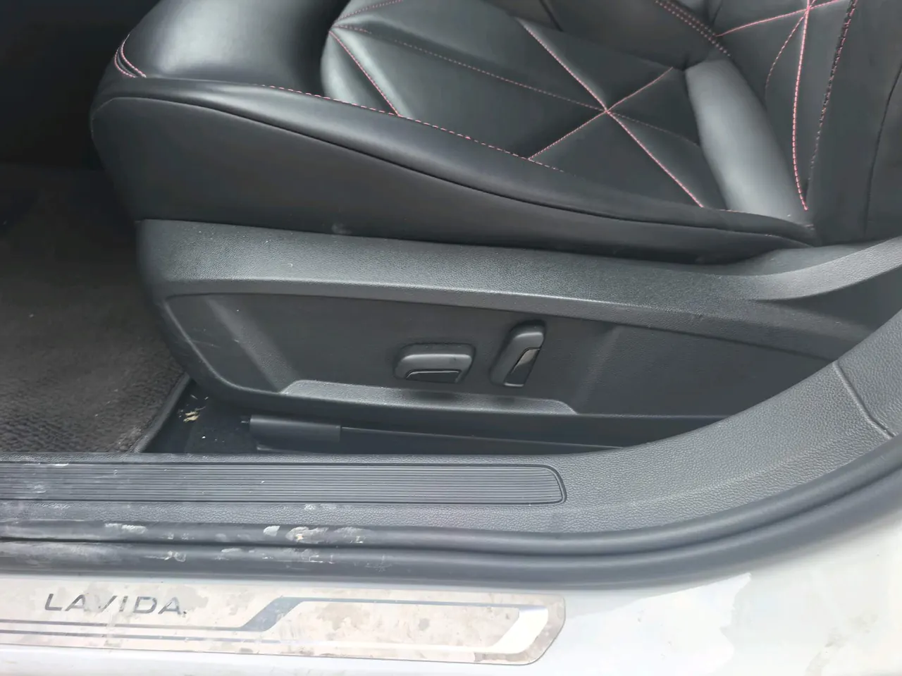 Volkswagen 2023 Lavida 1.5TSI 300TSI Star Leading Edition Automatic Gear 6