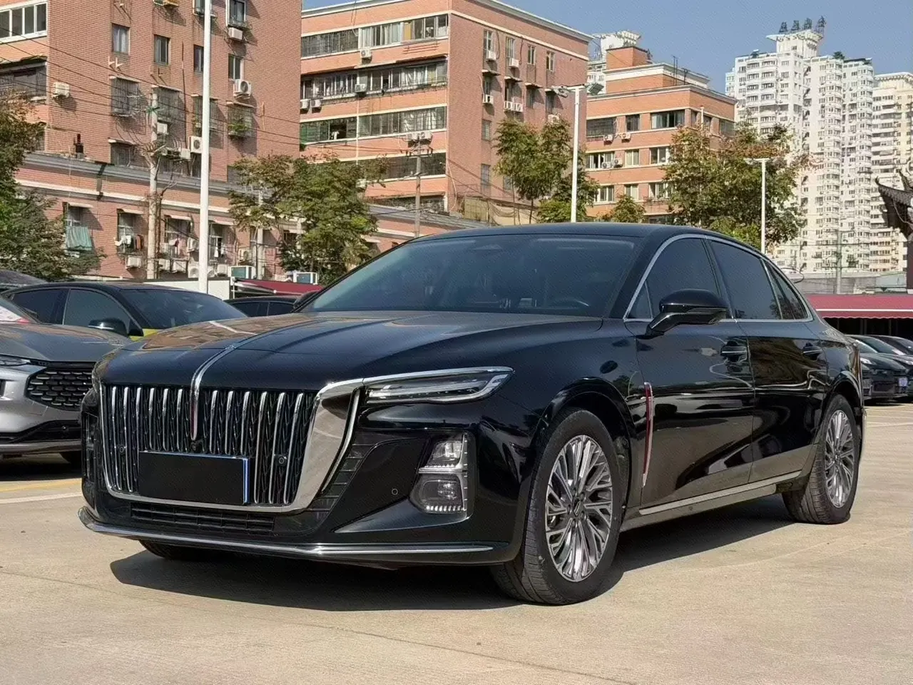 Open image lightbox: HongQi 2023 H5 1.5T Zhilian Flag Rhyme Edition Automatic Gear