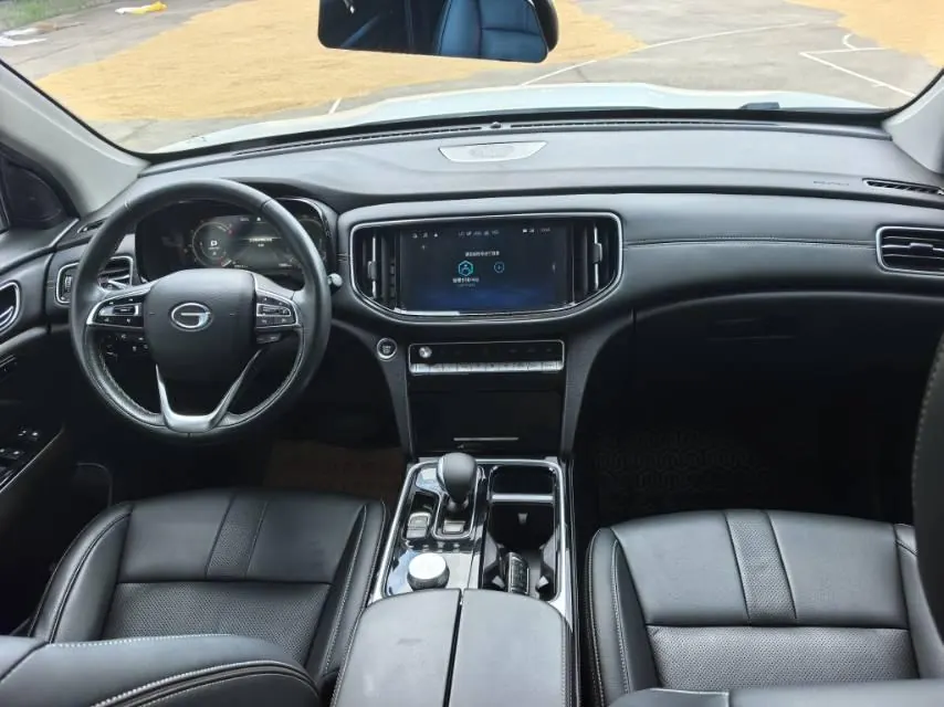 Chuanqi 2020 GS8 2.0T 390T 4-wheel drive luxury smart joint version 7-seat automatic gear 8
