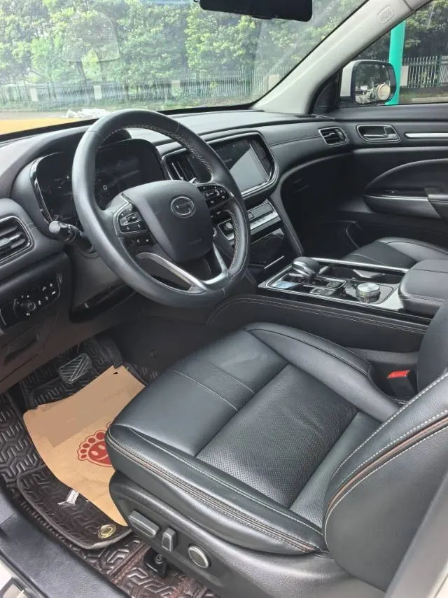 Chuanqi 2020 GS8 2.0T 390T 4-wheel drive luxury smart joint version 7-seat automatic gear 9