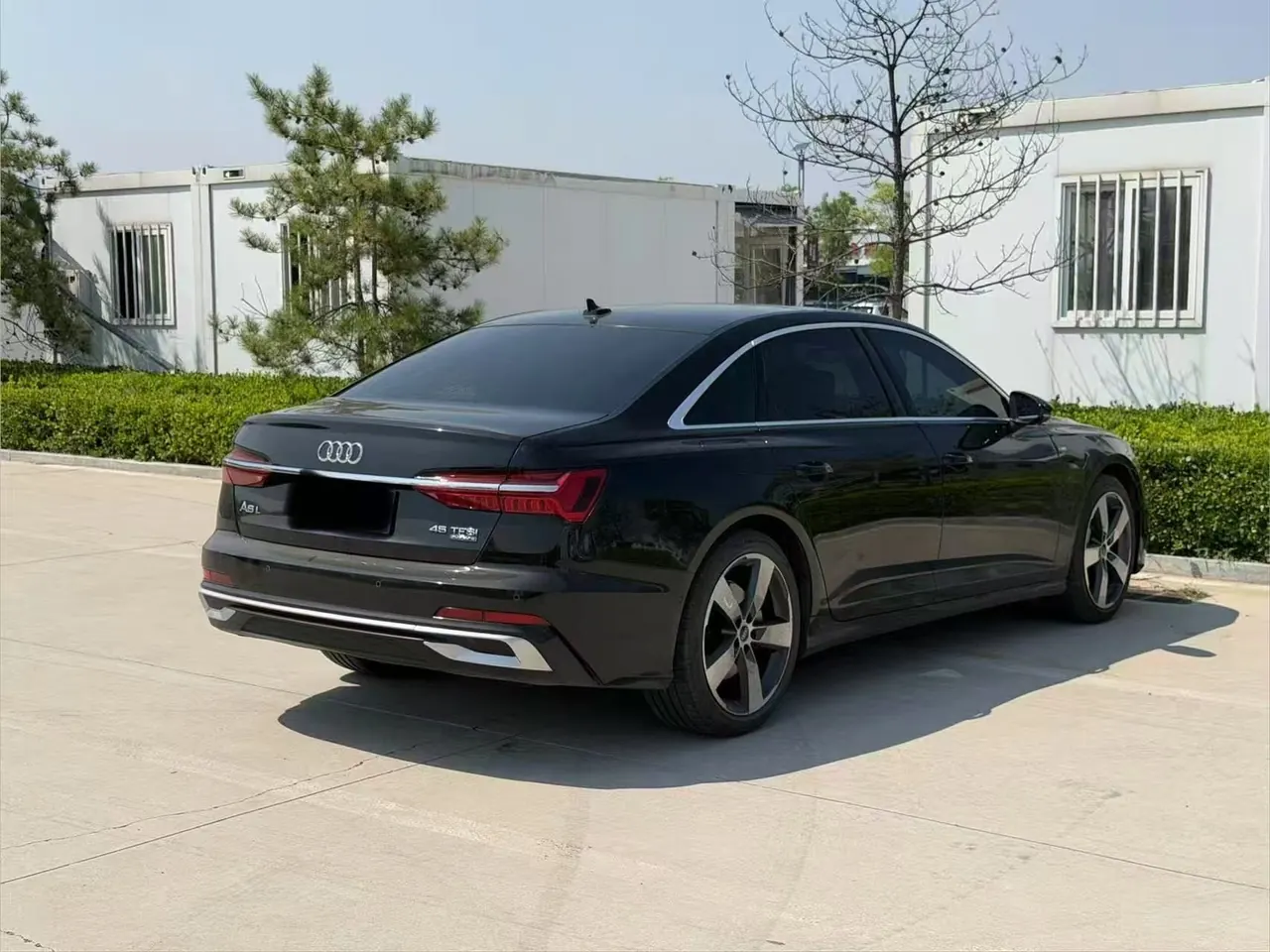 Audi 2023 A6L 2.0TFSI 45TFSI Quattro Selected Dynamic Automatic 6