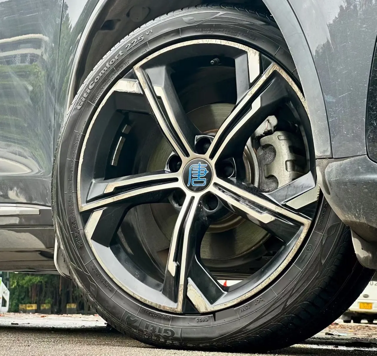 BYD Tang New Energy 2021 Tang DM-i 1.5T Stepless 112KM Honorable Automatic Gear 4