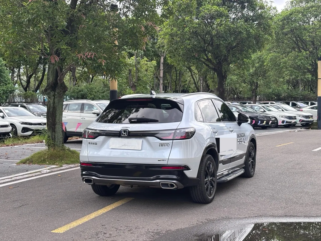 Honda 2023 HR-V e:HEV 2.0 Stepless Dynamic Edition Automatic Gear 10