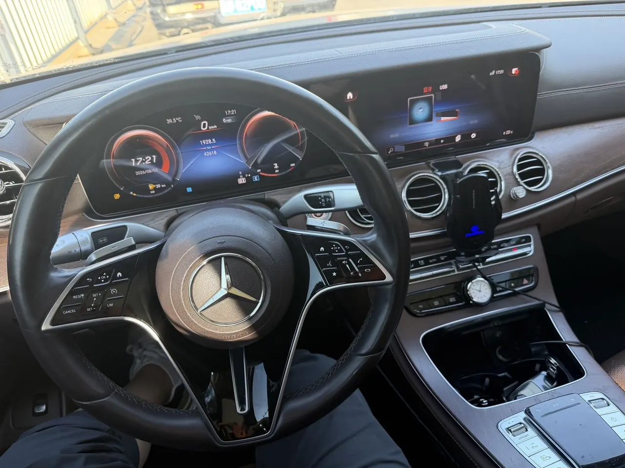 Mercedes Benz E Class 2023 E 260 L 2.0T Automatic 6