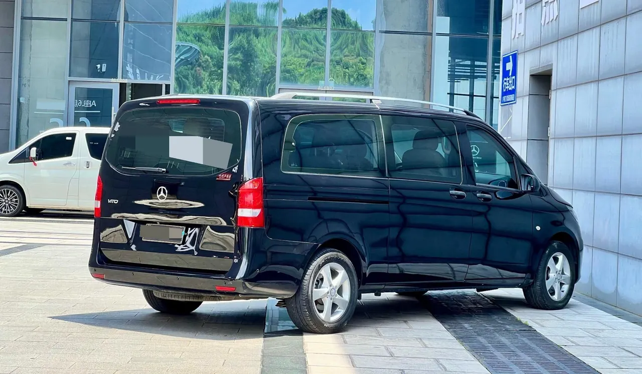 Mercedes Benz 2021 Vito 2.0T Elite Edition 9-seat Automatic Gear 7
