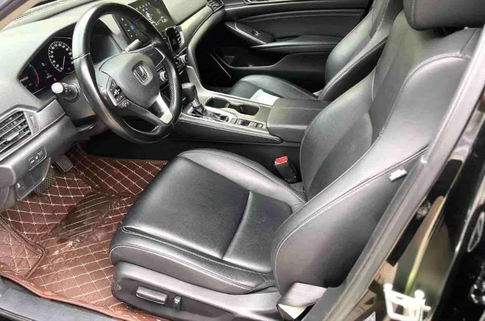 Honda 2022 10th Generation Accord 1.5T Stepless 260TURBO Magic Night Premium Edition Automatic Gear 5