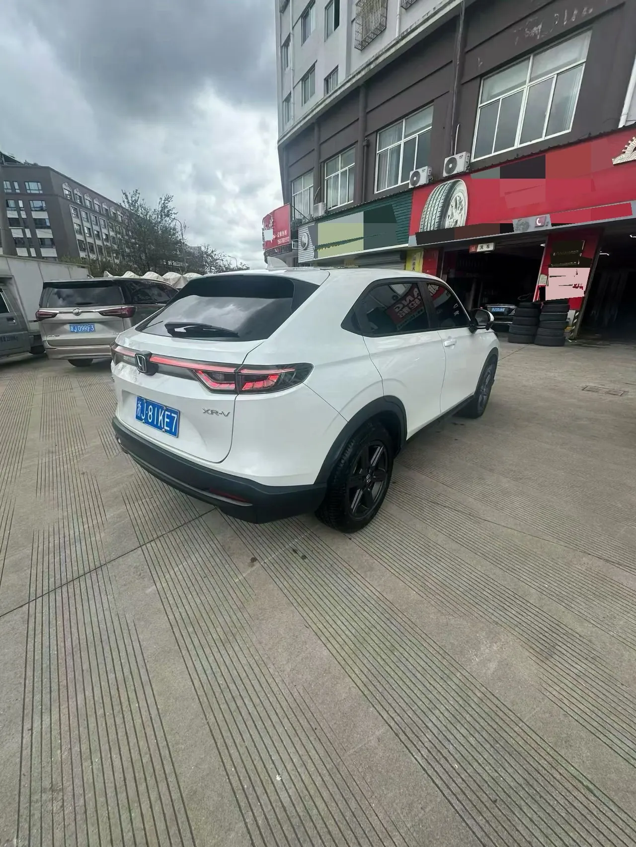 Honda 2023 XR-V 1.5 stepless craze version of automatic gear 3