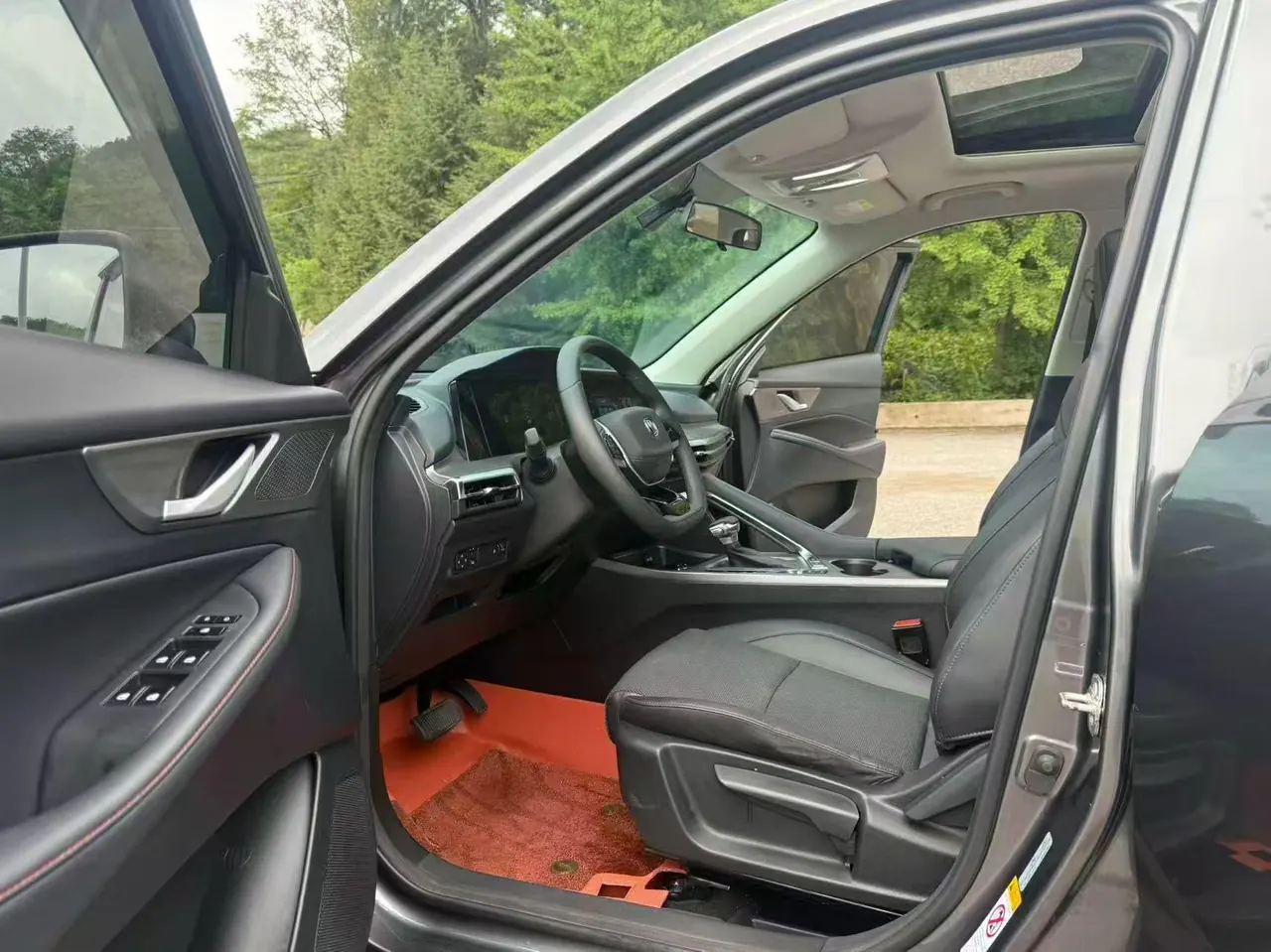 ChangAn 2022 CS35 PLUS 1.4T Blue Whale NE Luxury Automatic Gear 2