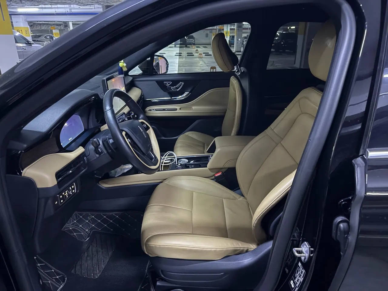 Lincoln 2022 adventurer 2.0T two-wheel drive elegant version (modified) automatic gear 2