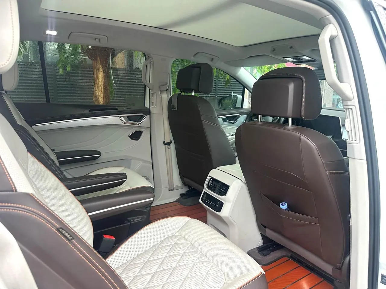Volkswagen 2022 2.5TSI 530TSI Four-wheel Drive Flagship Victory Pro6 Automatic Gear 5