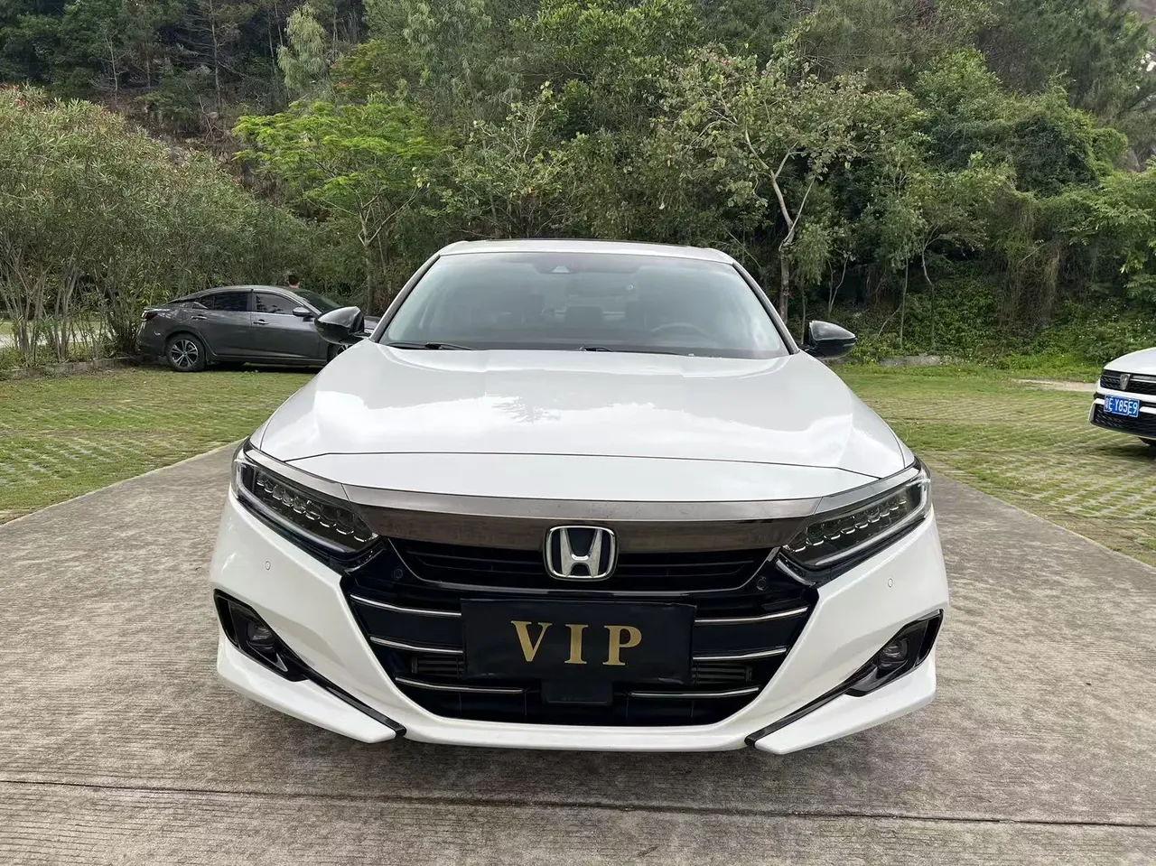Honda 2022 10th Generation Accord 1.5T Stepless 260TURBO Magic Night Premium Edition Automatic Gear 2
