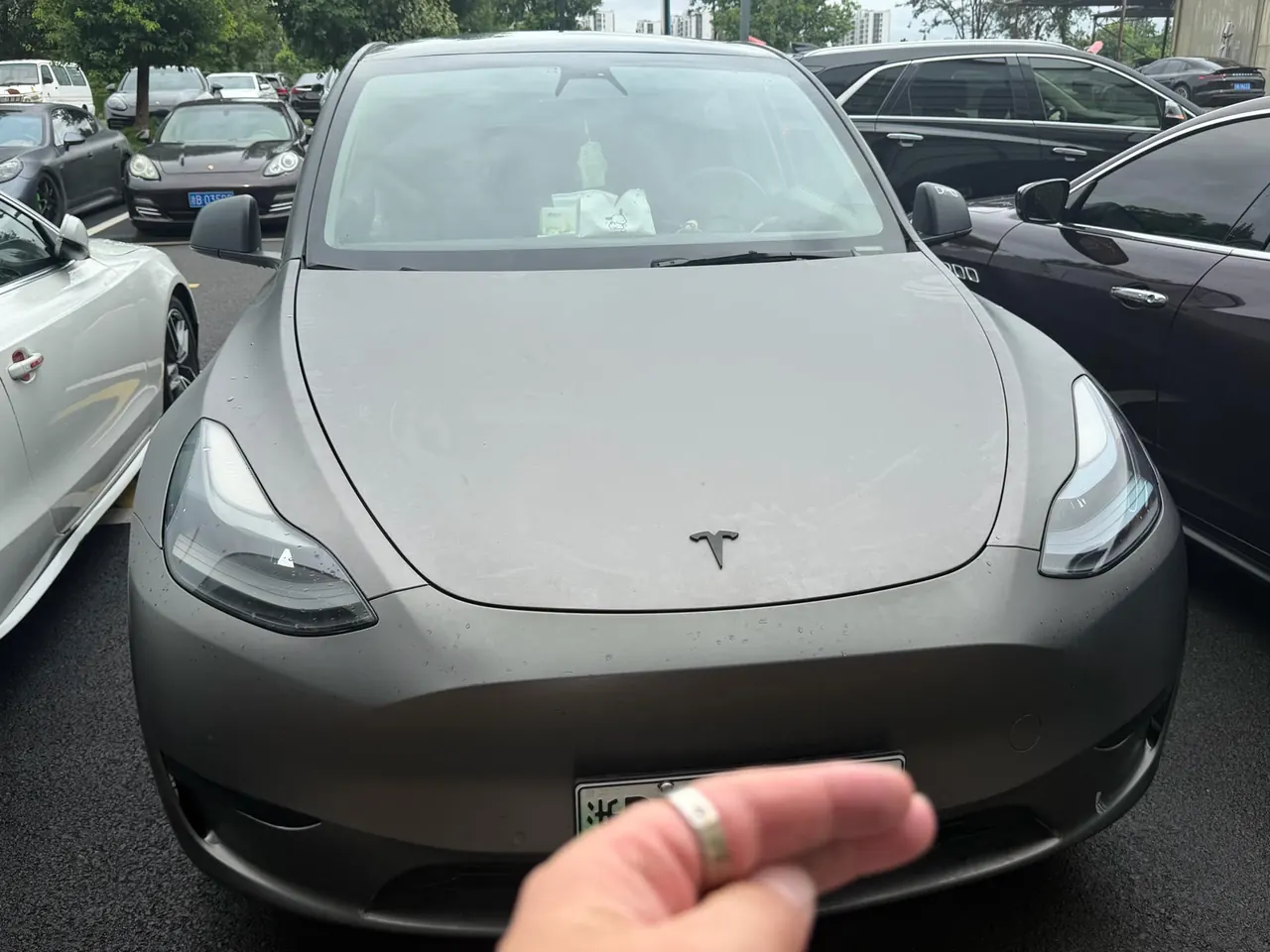 Tesla 2022 Model Y rear-wheel drive version (facelift) automatic gear 2