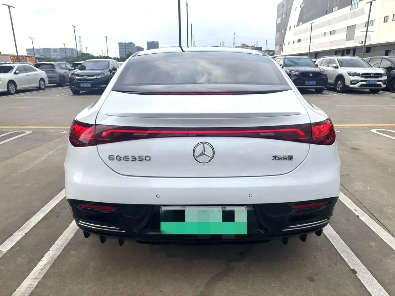 Mercedes Benz 2022 EQE 350 EQE 350 Deluxe Edition Automatic 5