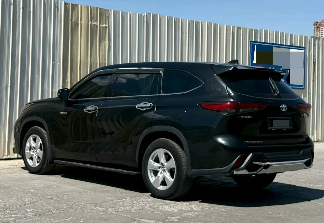 Toyota 2022 Highlander Dual Engine 2.5 Stepless Four-wheel Drive Elite Edition 7-seat Automatic Transmission 7