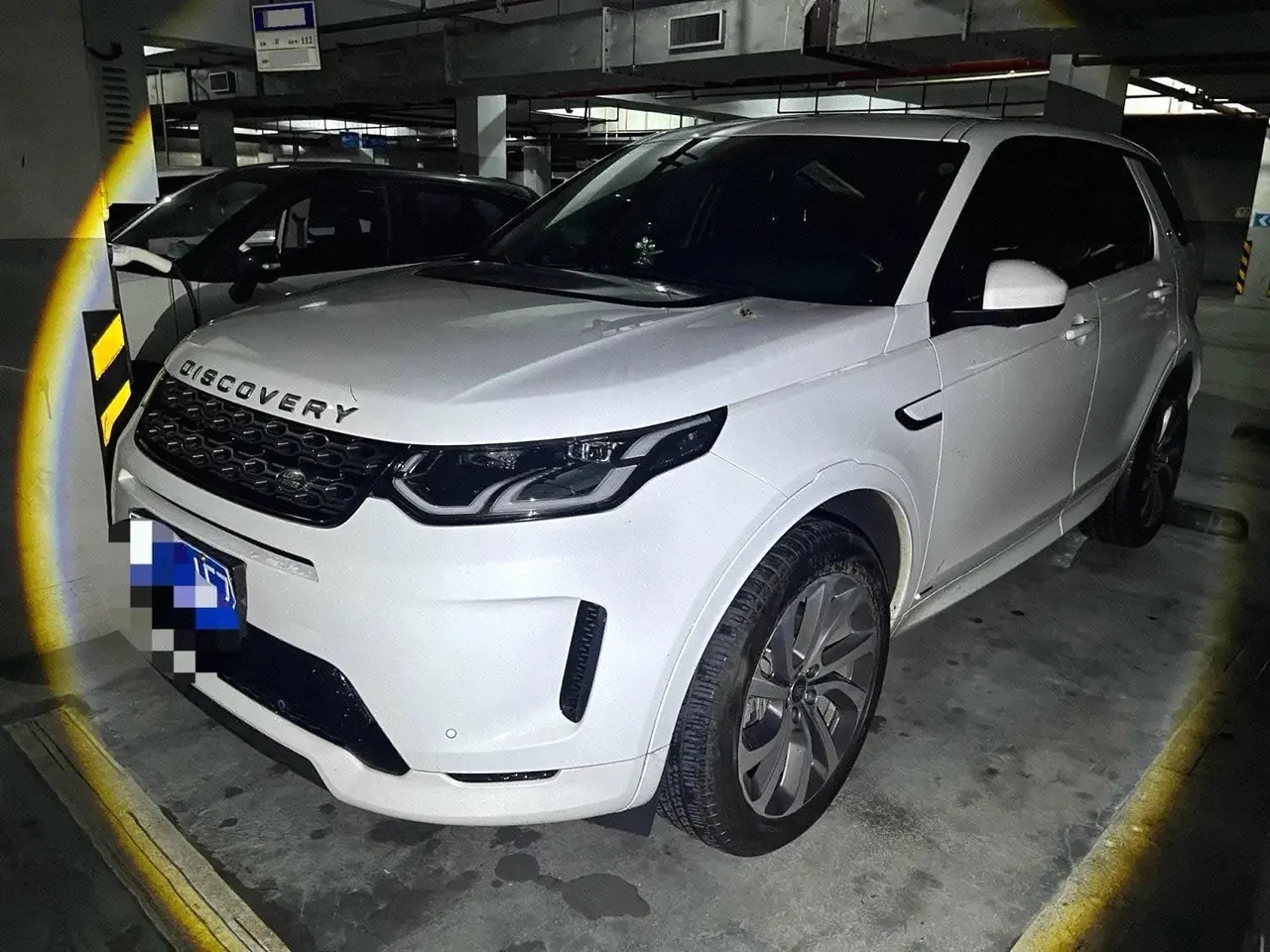 打开图片灯箱:Land Rover 2020 Discovery Sports Edition 48V 2.0T 249PS R-Dynamic S Performance Edition Automatic Gear