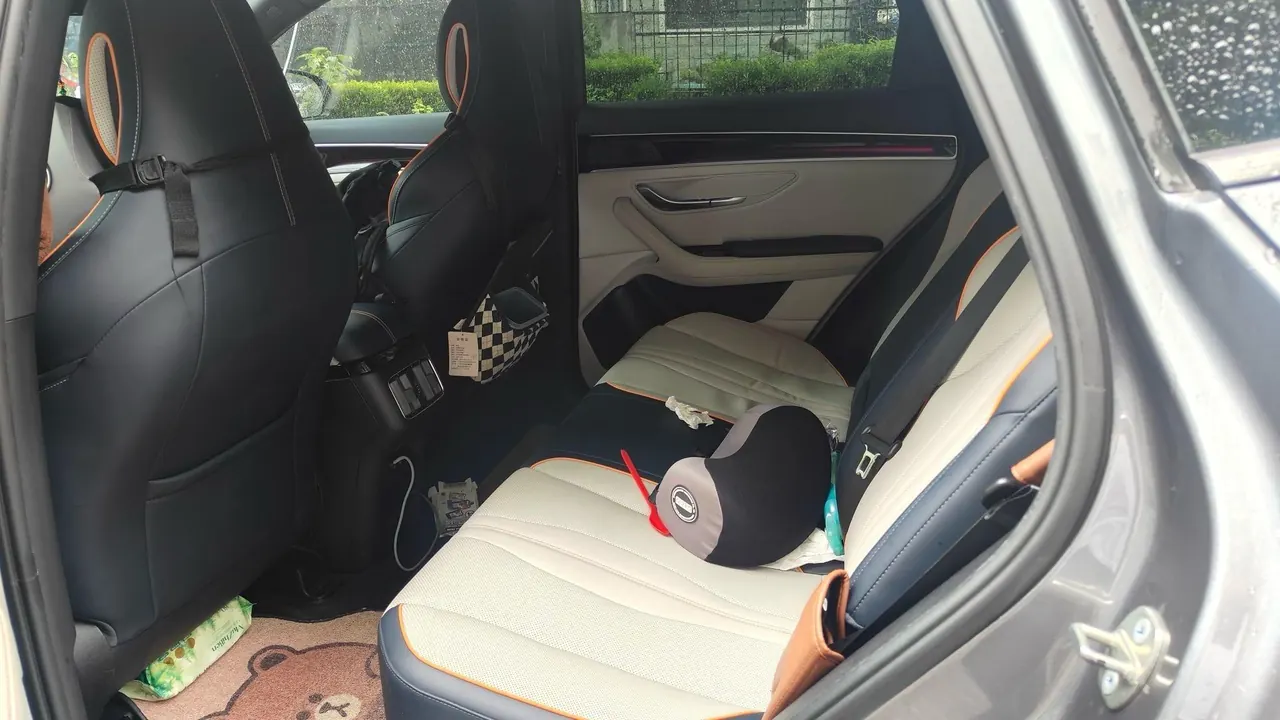 BYD Song PLUS New Energy 2022 Song PLUS DM-i 1.5 Stepless 110KM Flagship PLUS 5G Edition Automatic Gear 4
