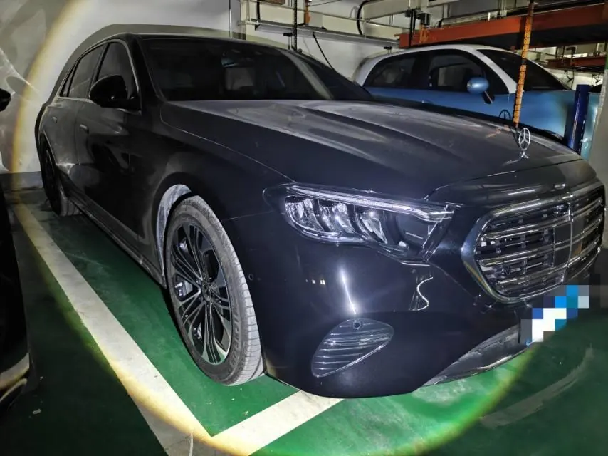 Mercedes Benz E-Class 2026 model E 300 L 48V 2.0T Luxury Edition Automatic 3