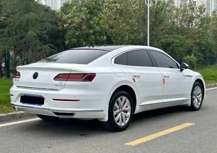Volkswagen 2020 CC 2.0TSI 330TSI Huayan Edition Automatic Gear 6