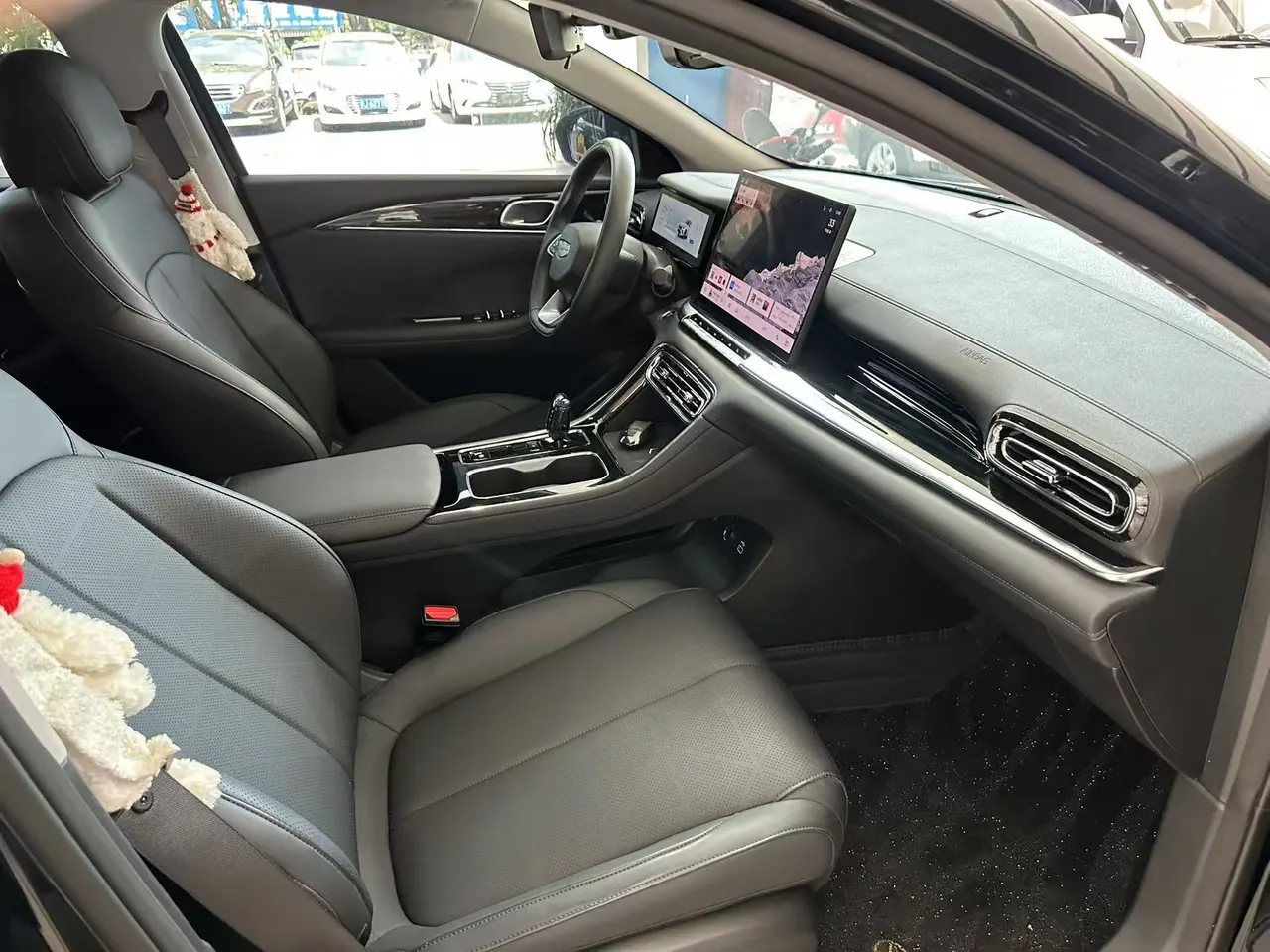 Geely 2026 emgrand -3-compartment 1.5T honorable automatic gear 8