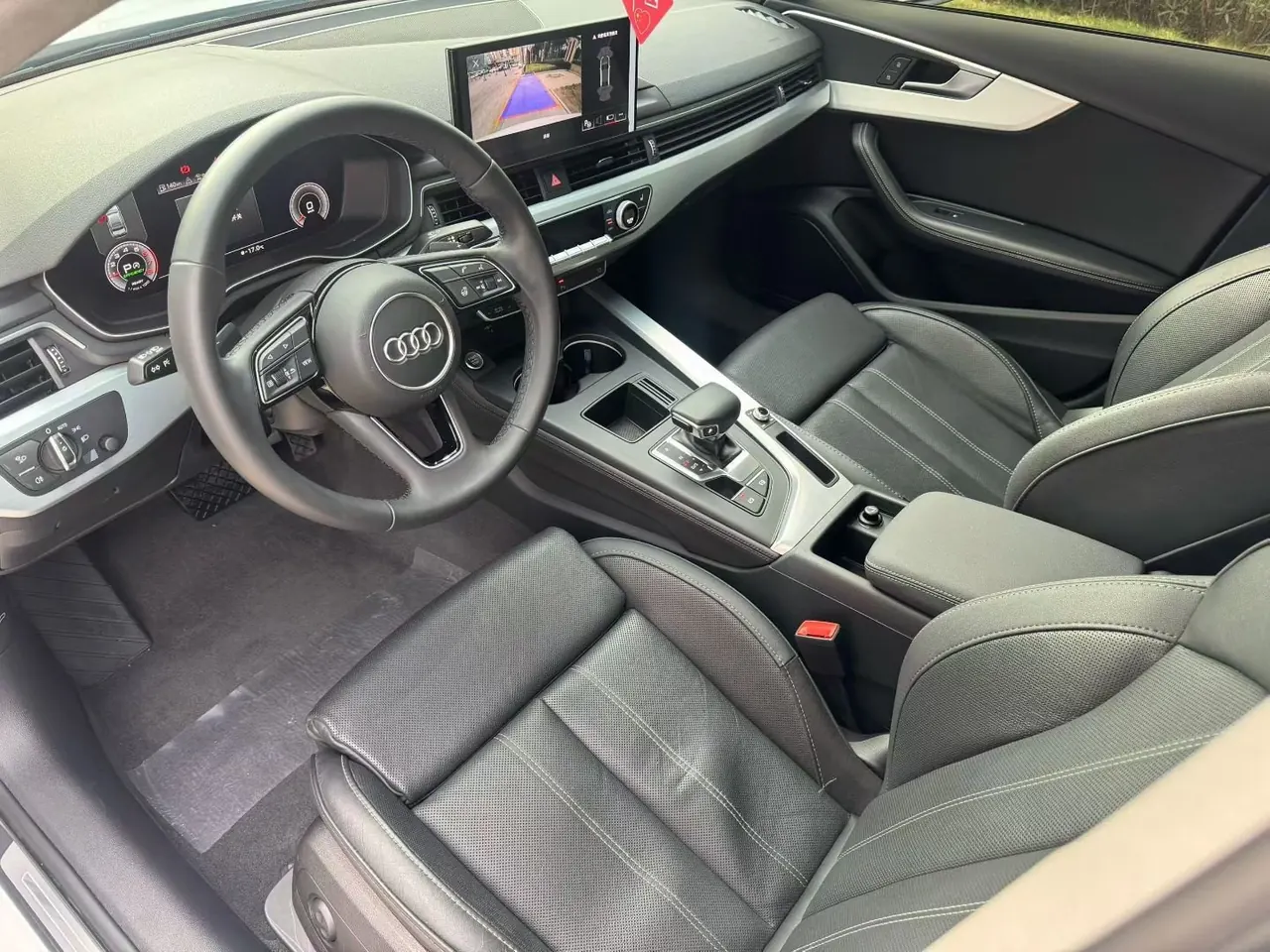 Audi 2022 A4L 2.0TFSI 40TFSI Deluxe Dynamic Automatic 4