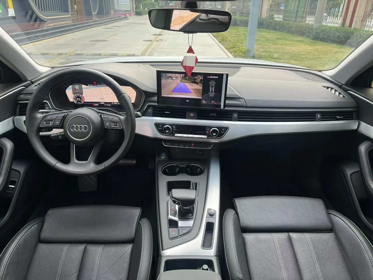 Audi 2022 A4L 2.0TFSI 40TFSI Deluxe Dynamic Automatic 6