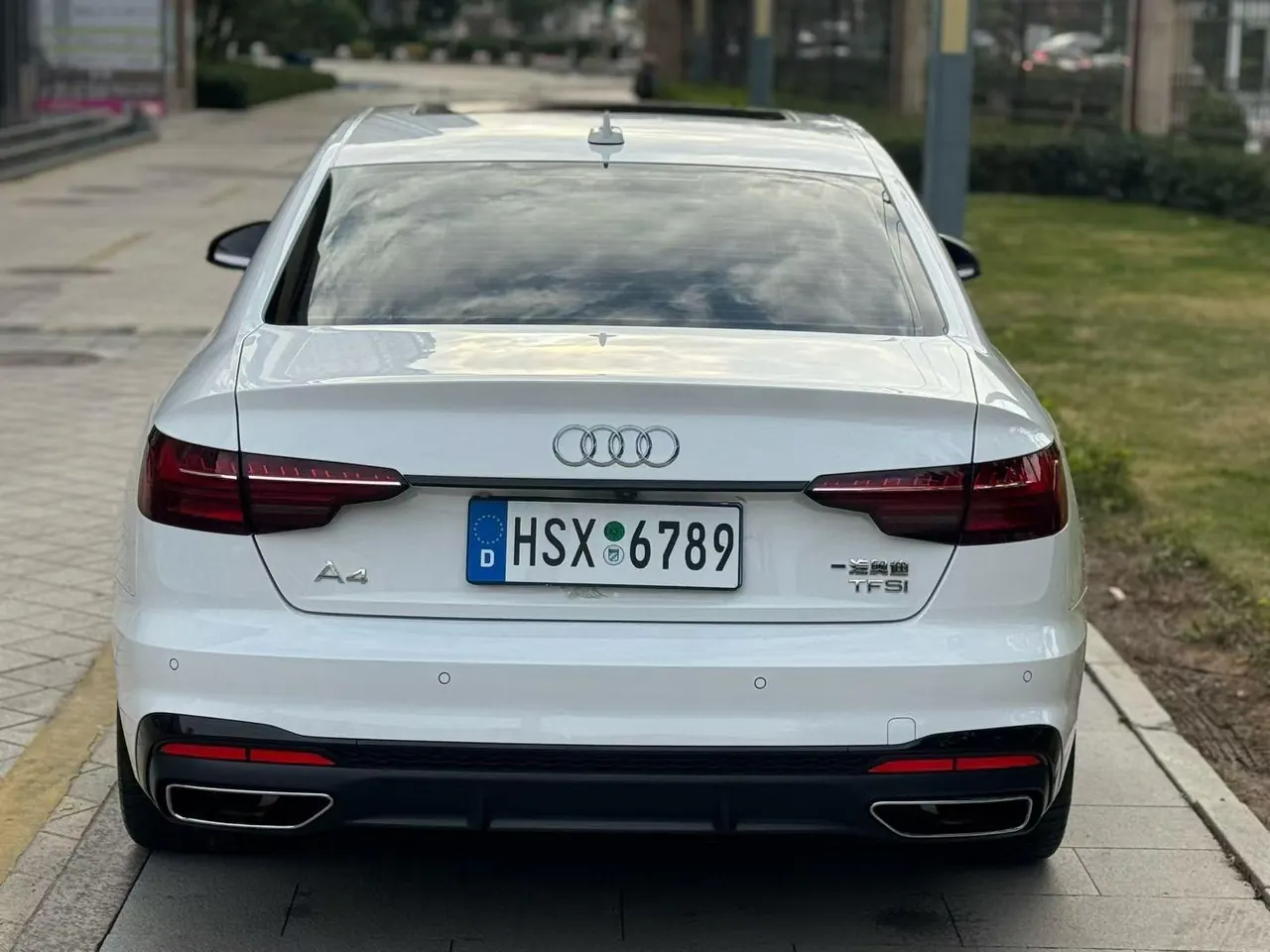 Audi 2022 A4L 2.0TFSI 40TFSI Deluxe Dynamic Automatic 8