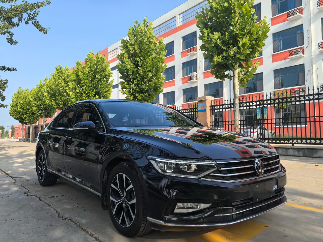Volkswagen 2020 Magotan 2.0TSI 330TSI Leading Automatic 3