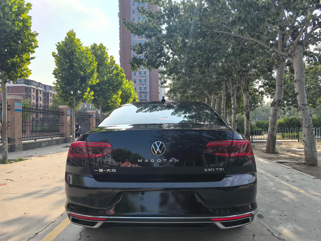 Volkswagen 2020 Magotan 2.0TSI 330TSI Leading Automatic 5