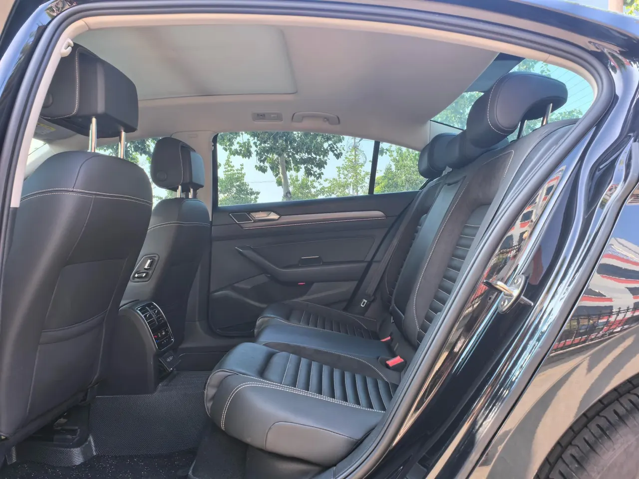 Volkswagen 2020 Magotan 2.0TSI 330TSI Leading Automatic 9
